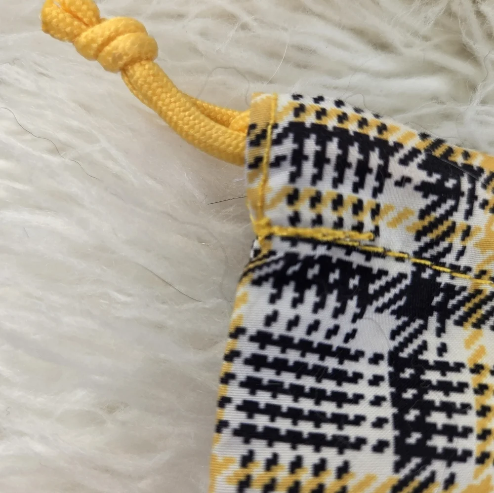 Ipsy Glam Bag Plus Medium Glen Plaid Cosmetic Bag